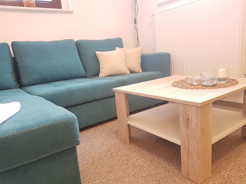 Ferienwohnung Tannenweg / Poseritz エクステリア 写真