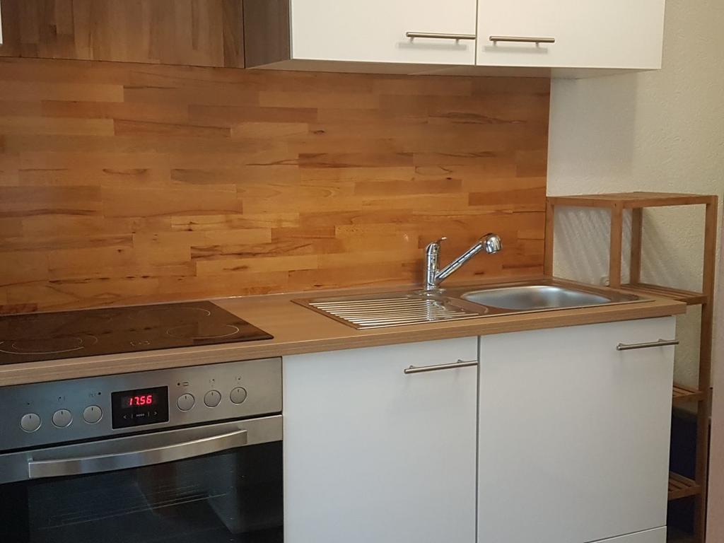 Ferienwohnung Tannenweg / Poseritz エクステリア 写真